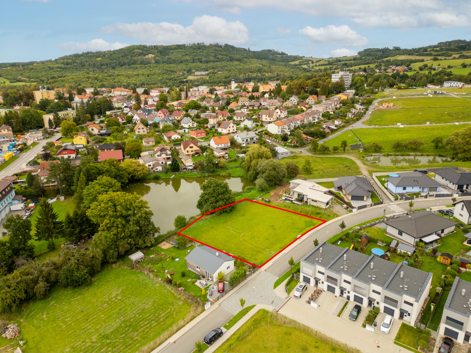 prodej pozemku ve Voticích - 6.550.000,-