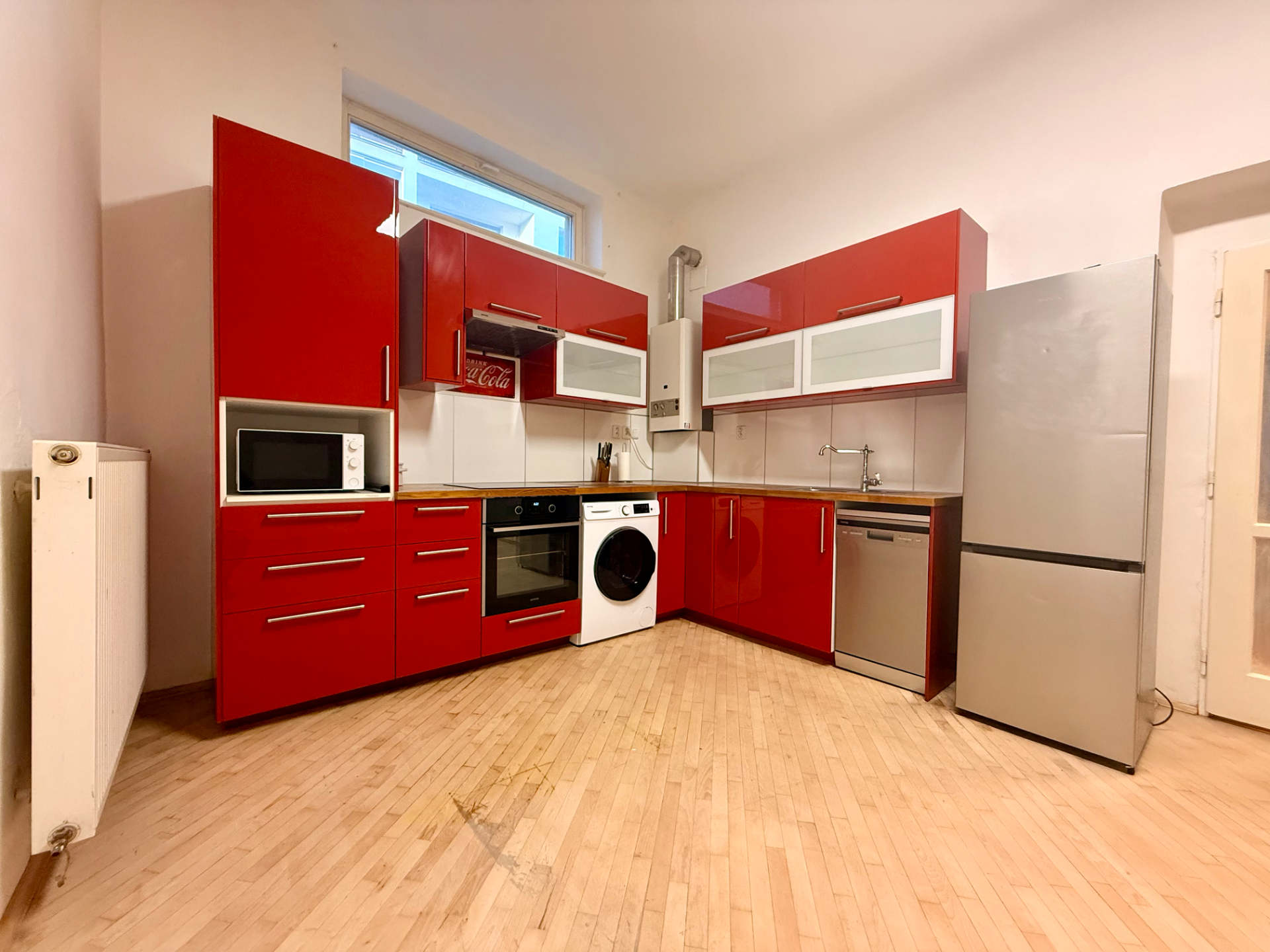 pronájem bytu 2kk, Plzeňská - 21.000,- + popl.