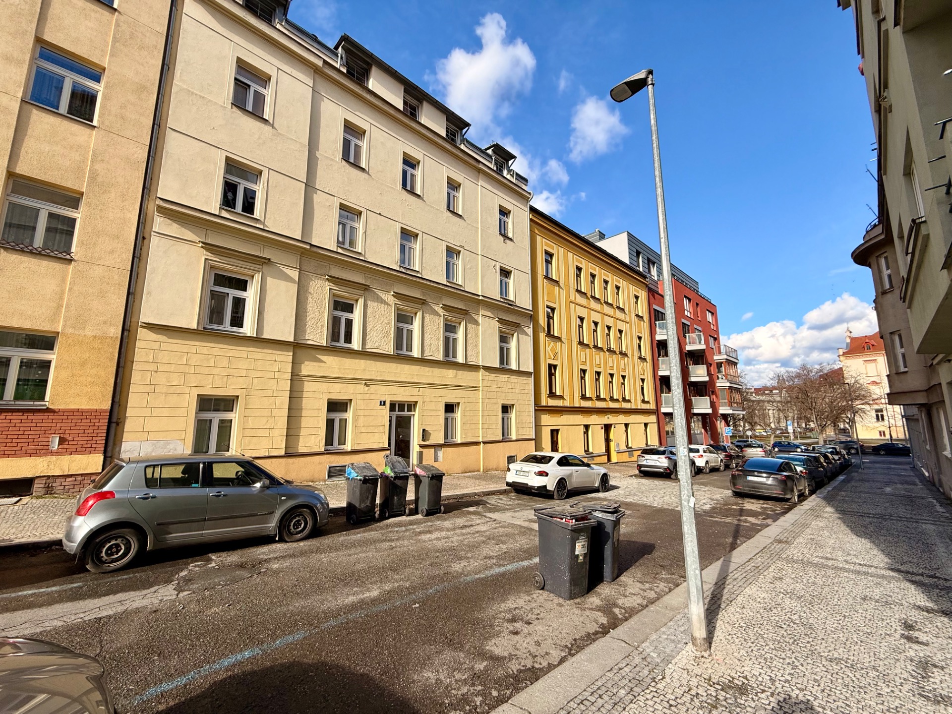 pronájem 1+1 v pražském Podolí - PRONAJATO